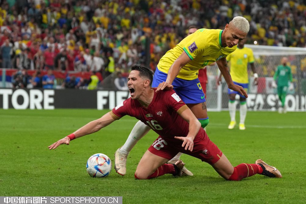 限於場上得 限於場上得